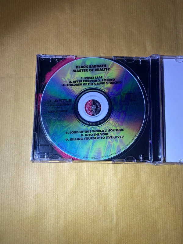 البوم master of reality از black sabbath - Image 4